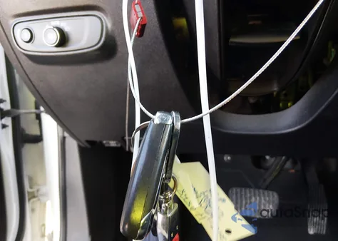 2018 Chevrolet Equinox Lt z USA, uszkodzony, nr VIN 3GNAXJEV9JS551670